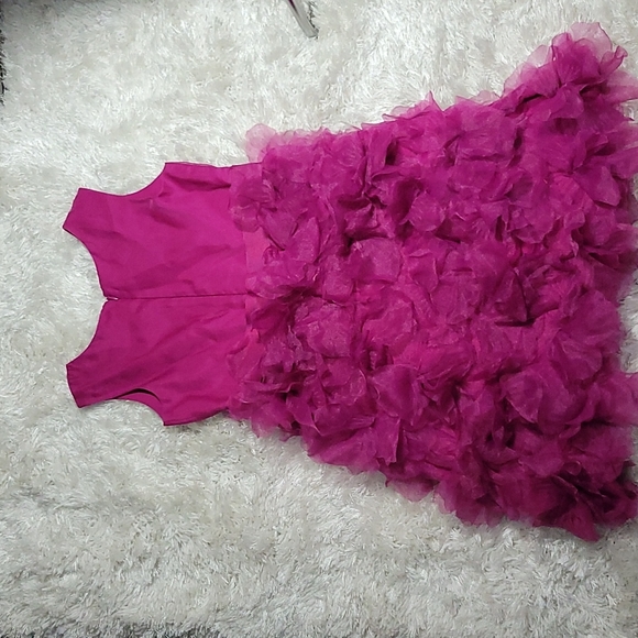 Large magenta girls dress - Picture 2 of 2